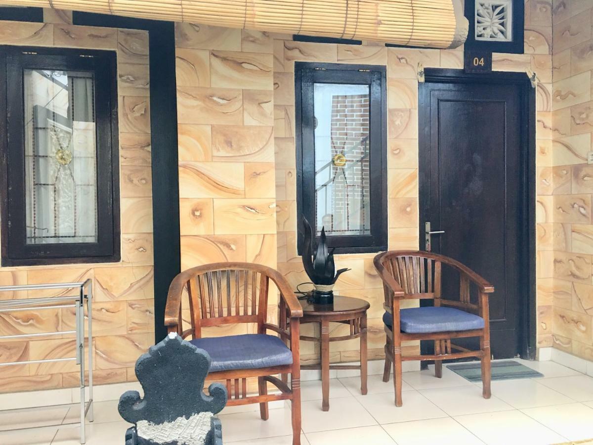 Mikuk Homestay Canggu Eksteriør billede
